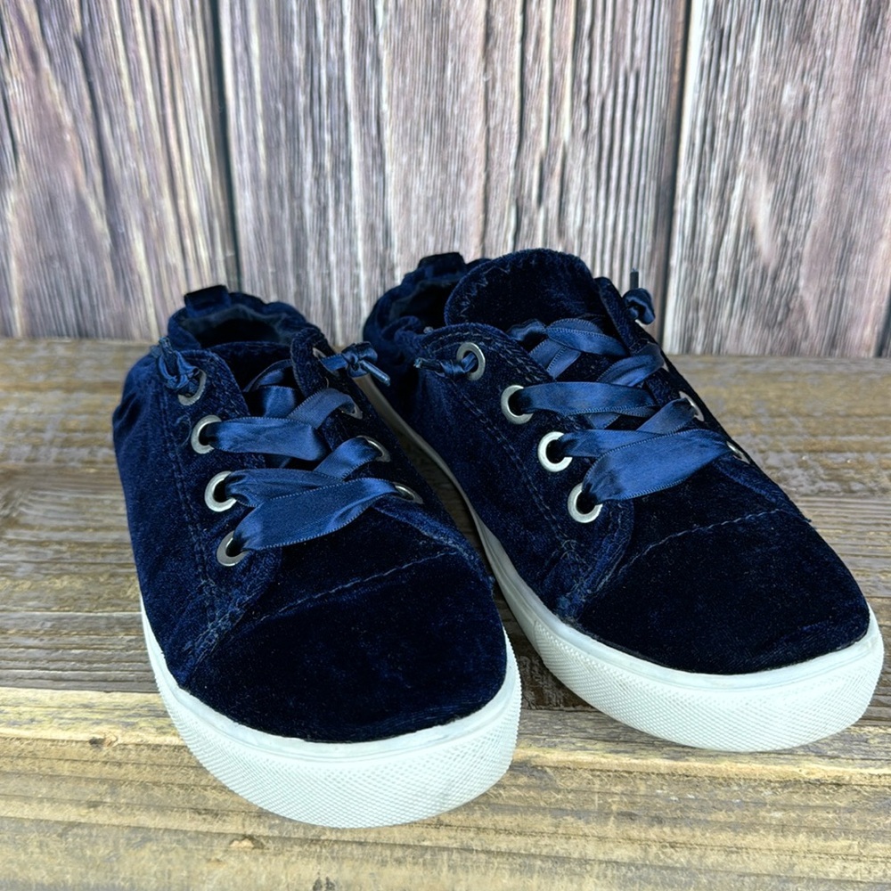 Steve Madden Jane Slip On Blue Velvet Shoes- Size 7